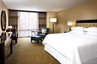 Hotel Sheraton Pittsburgh Hotel at Station Square photo 1