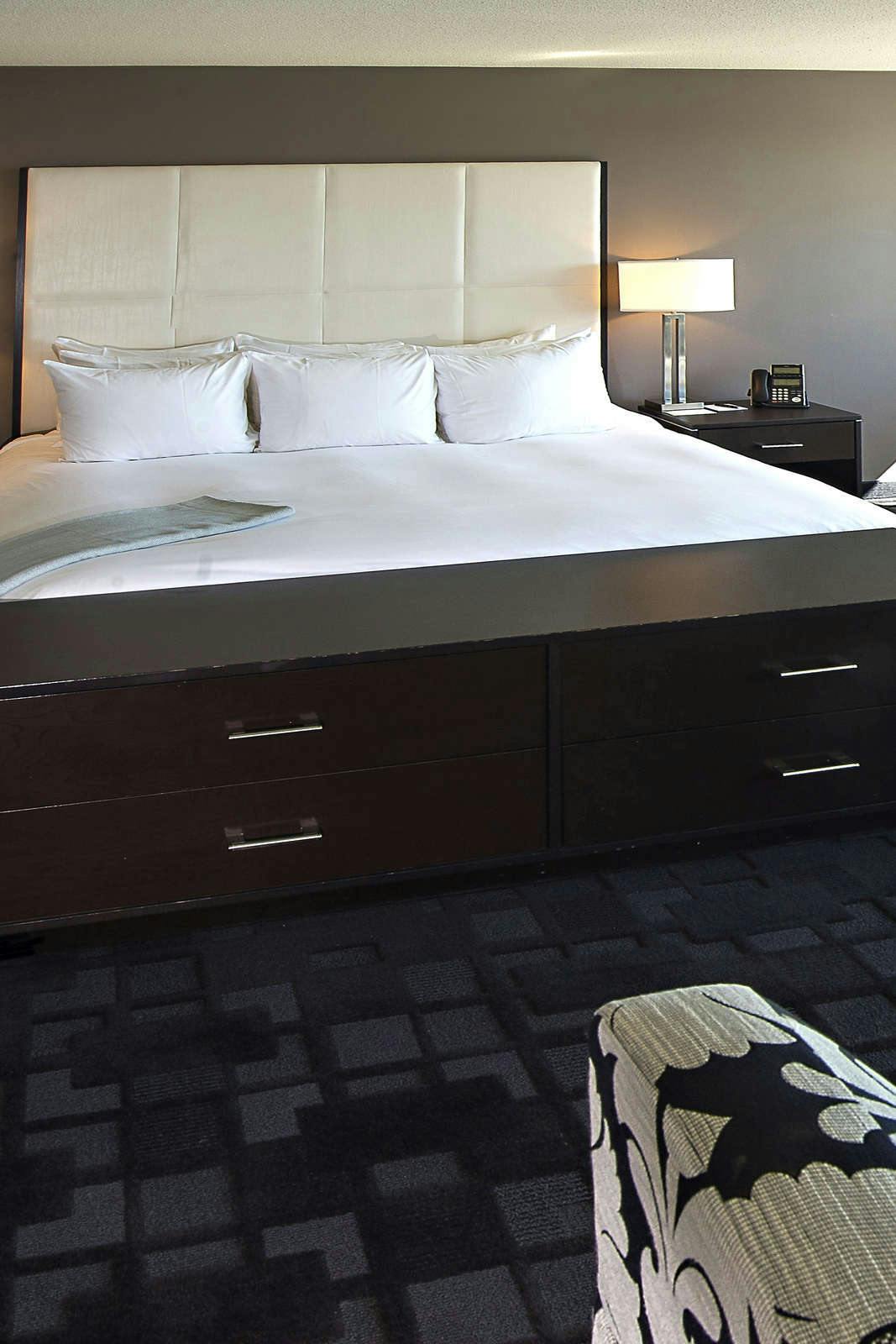 Hotel Oyster Point Hotel photo 2