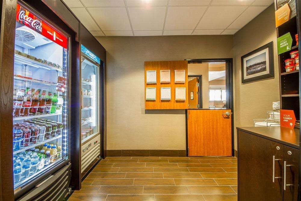 Comfort Suites Redding - Shasta Lake