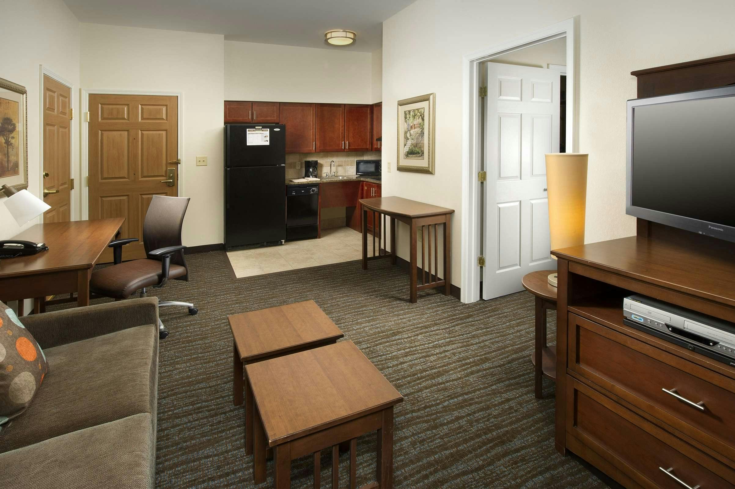 Hotel Residence Inn by Marriott BWI Airport photo 3