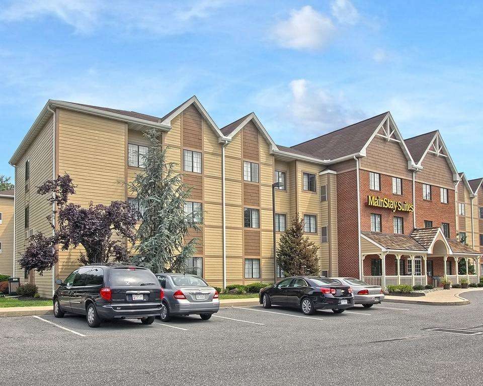 Hotel MainStay Suites of Lancaster County photo 1
