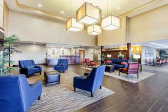 Hotel Comfort Suites Marietta-Parkersburg photo 4