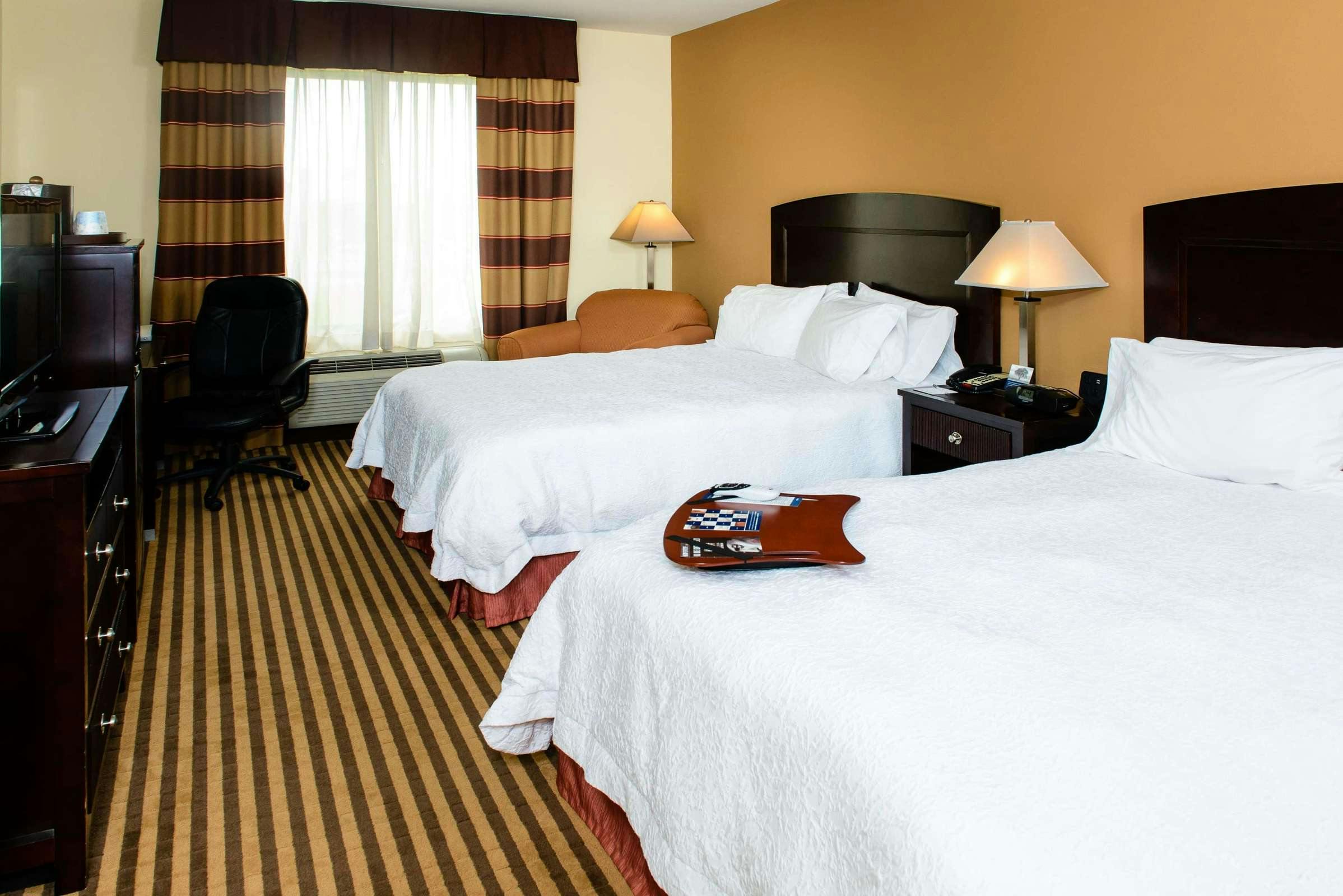 Hotel Hampton Inn and Suites Port Arthur, TX photo 5