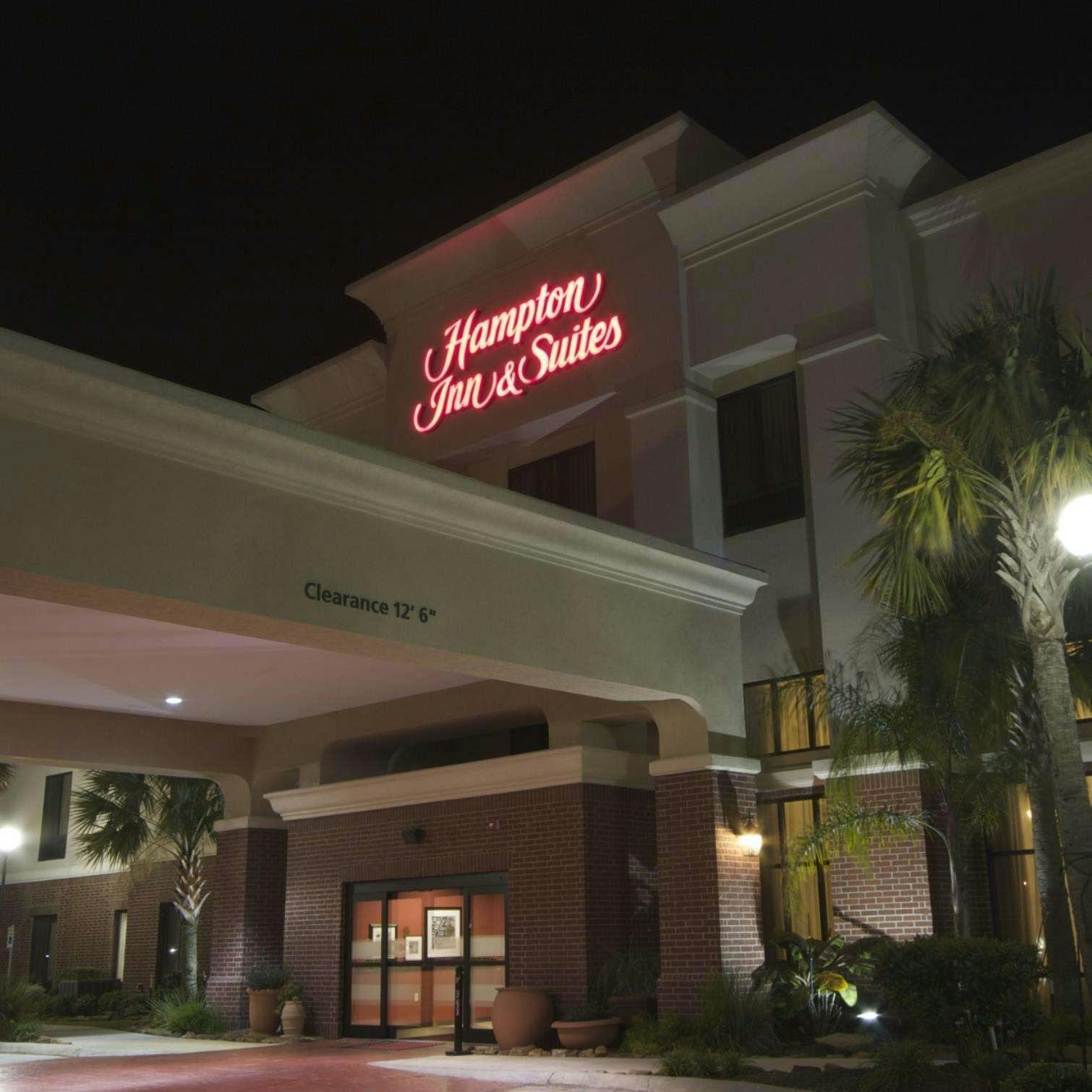 Hotel Hampton Inn and Suites Port Arthur, TX photo 1