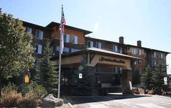 Hotel Hampton Inn and Suites Flagstaff photo 2