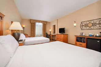 Hotel Hampton Inn and Suites Coeur D Alene photo 2