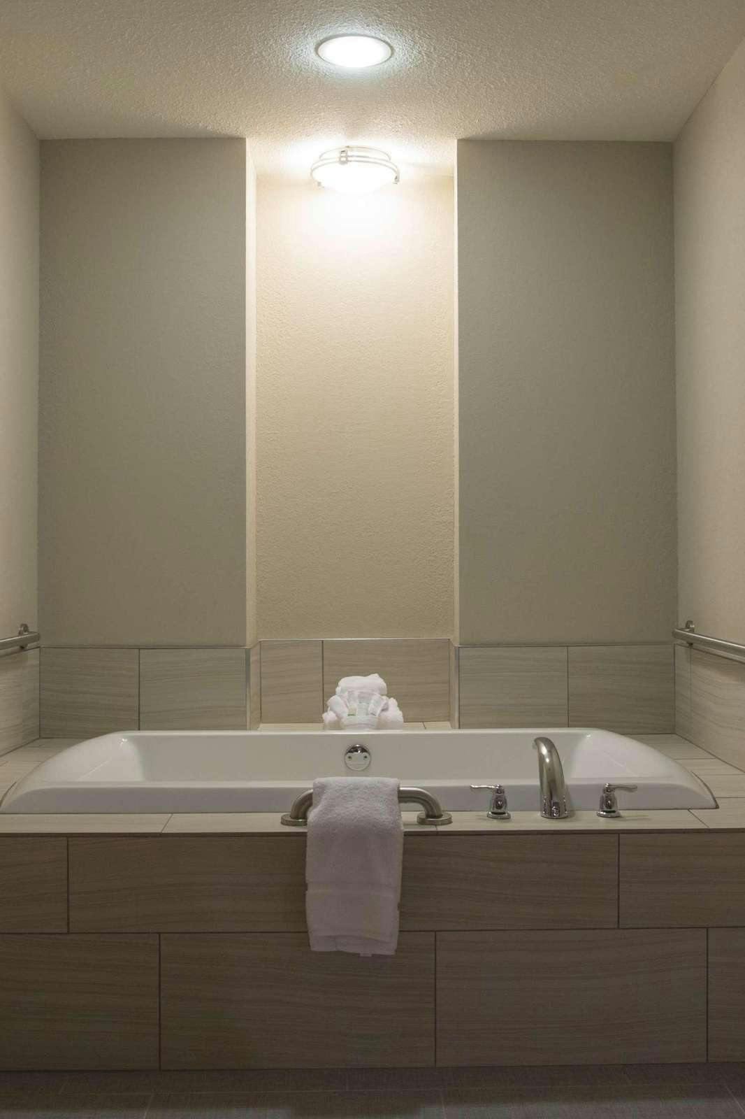 Hotel Hilton Garden Inn Bolingbrook I-55 photo 2