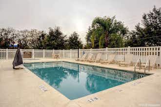 Hotel Comfort Suites Ocala North photo 5