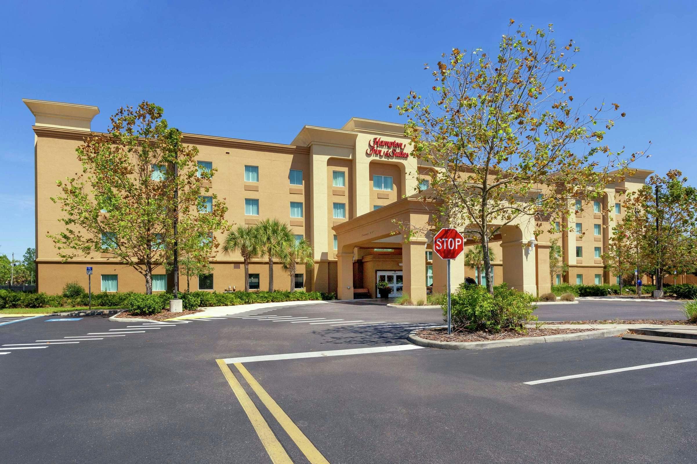 Hotel Hampton Inn & Suites Port Richey photo 1