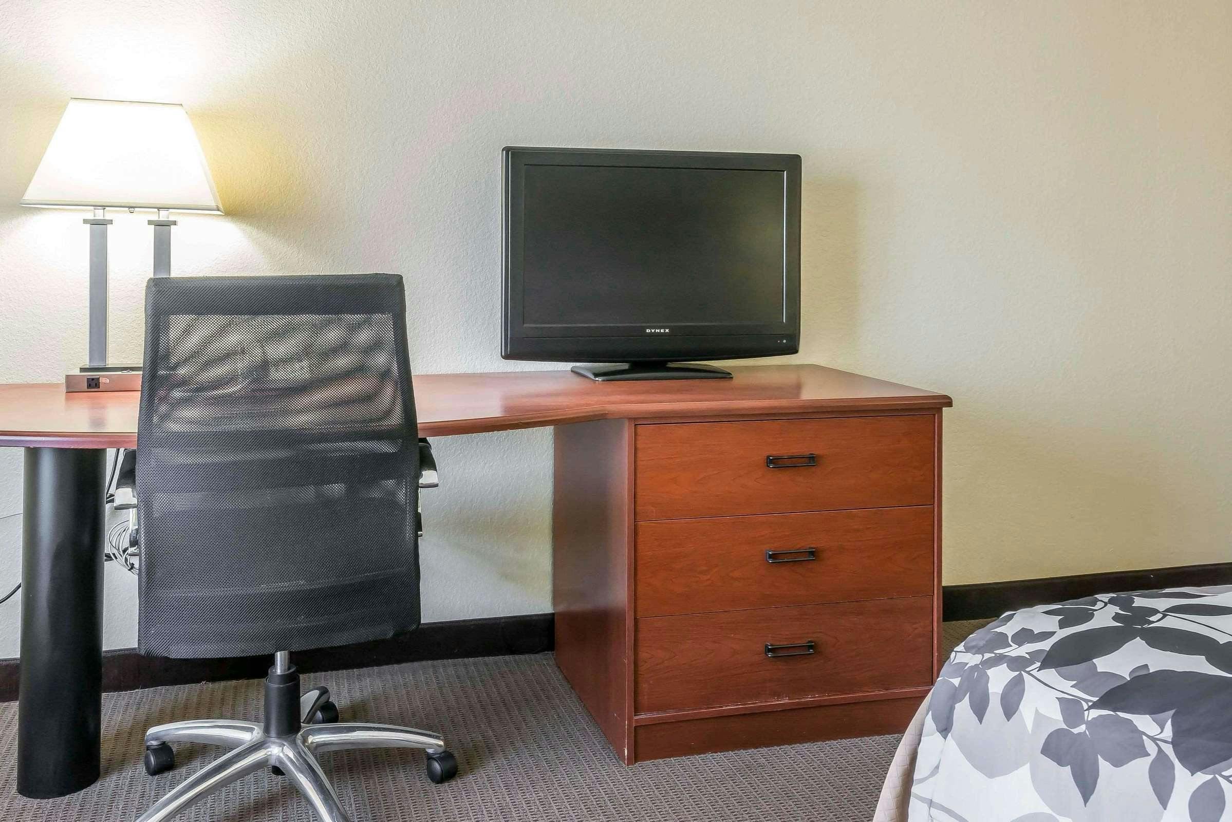 Hotel Sleep Inn & Suites University Shands photo 3