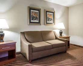 Hotel Best Western Plus Raleigh Crabtree Valley Hotel photo 1