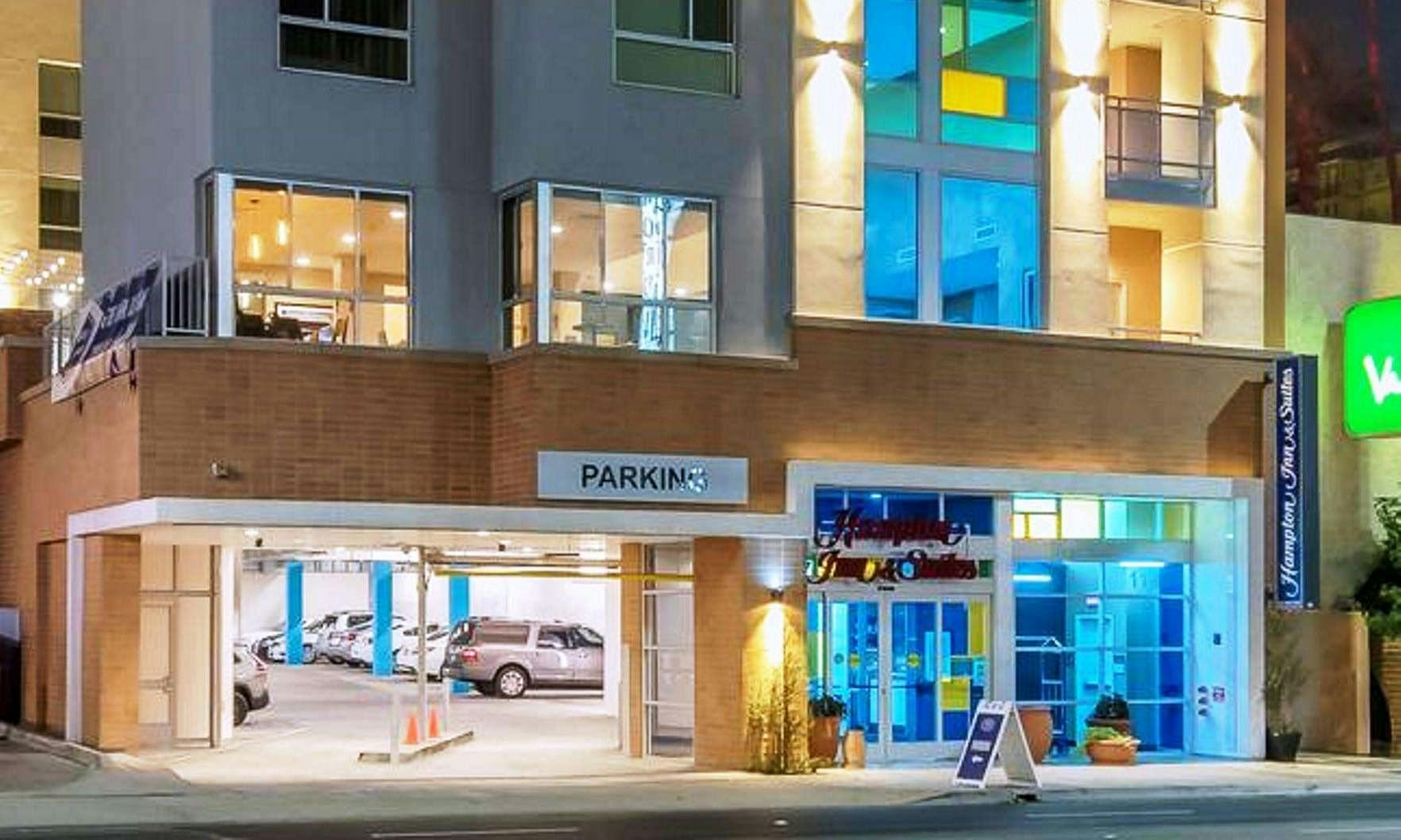 Hampton Inn & Suites Los Angeles - Glendale