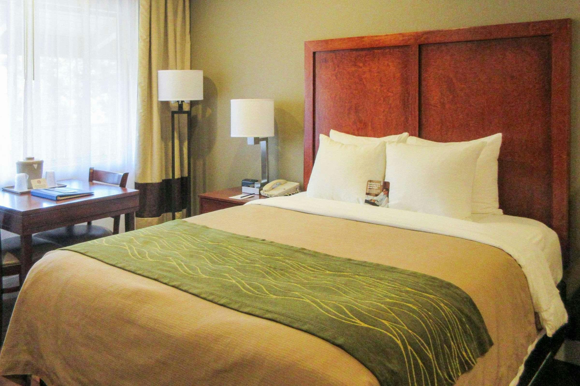 Hotel Comfort Inn Bishop CA photo 5