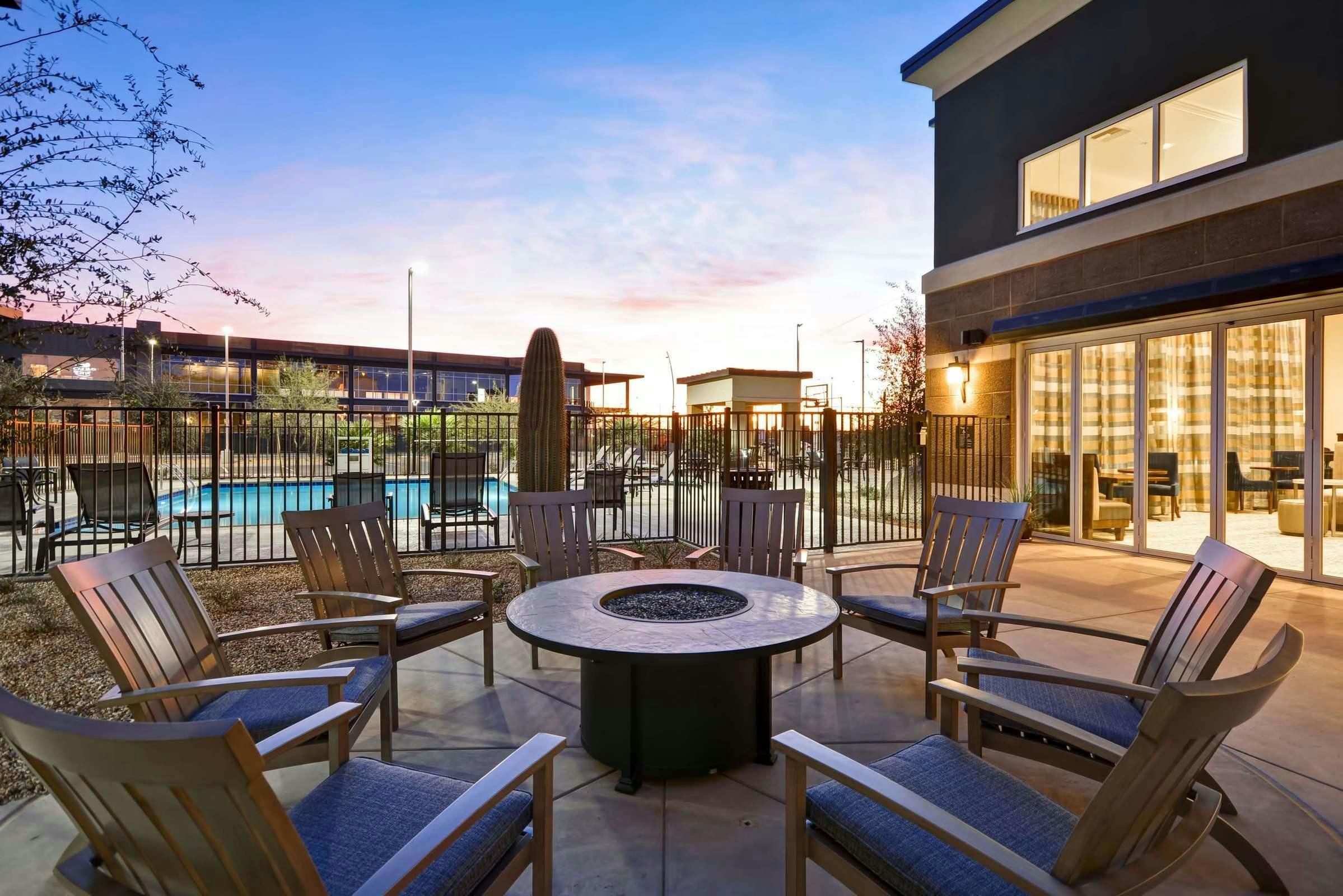 Hotel DoubleTree by Hilton Hotel Augusta photo 4