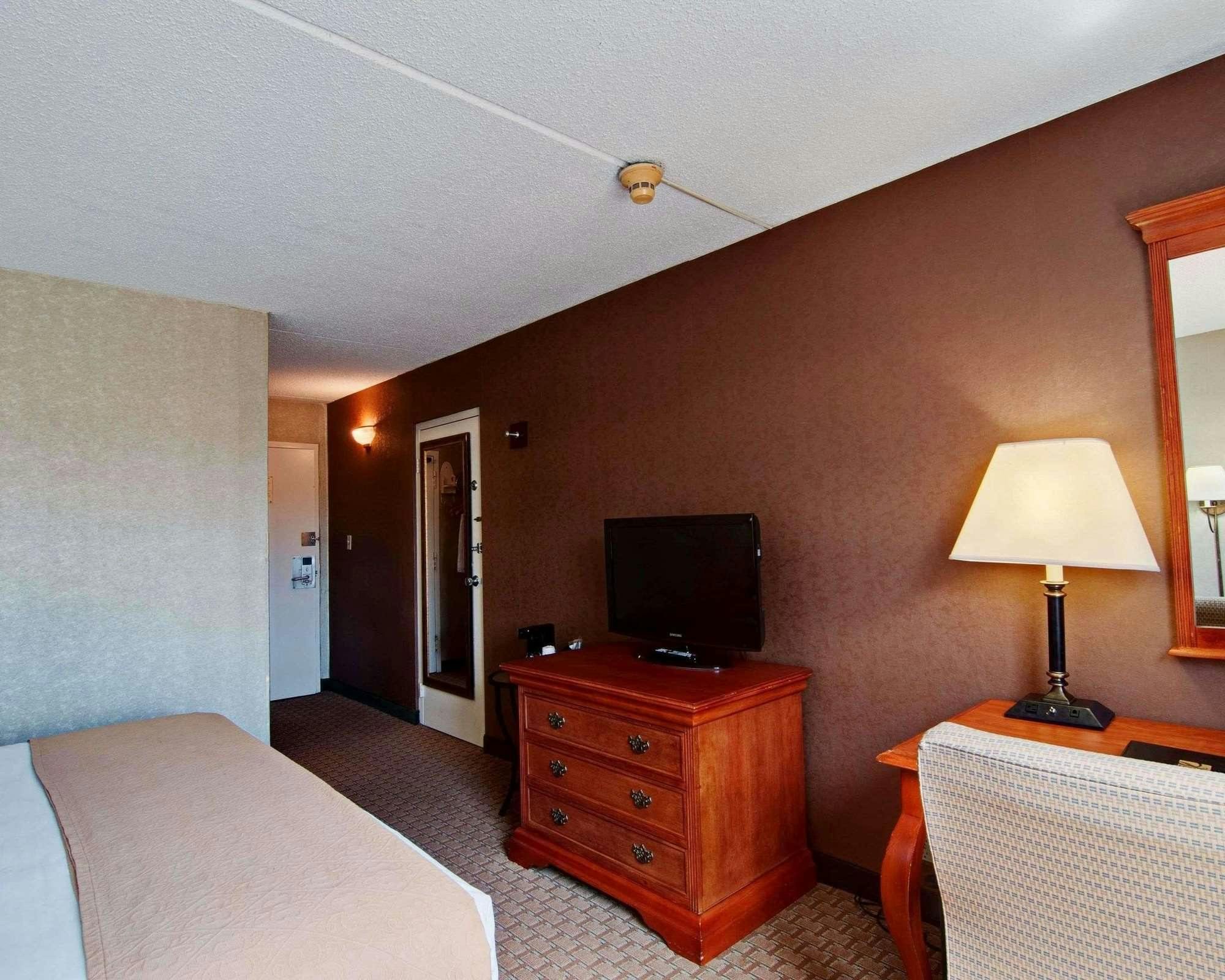 Hotel Quality Inn Beckley WV photo 5