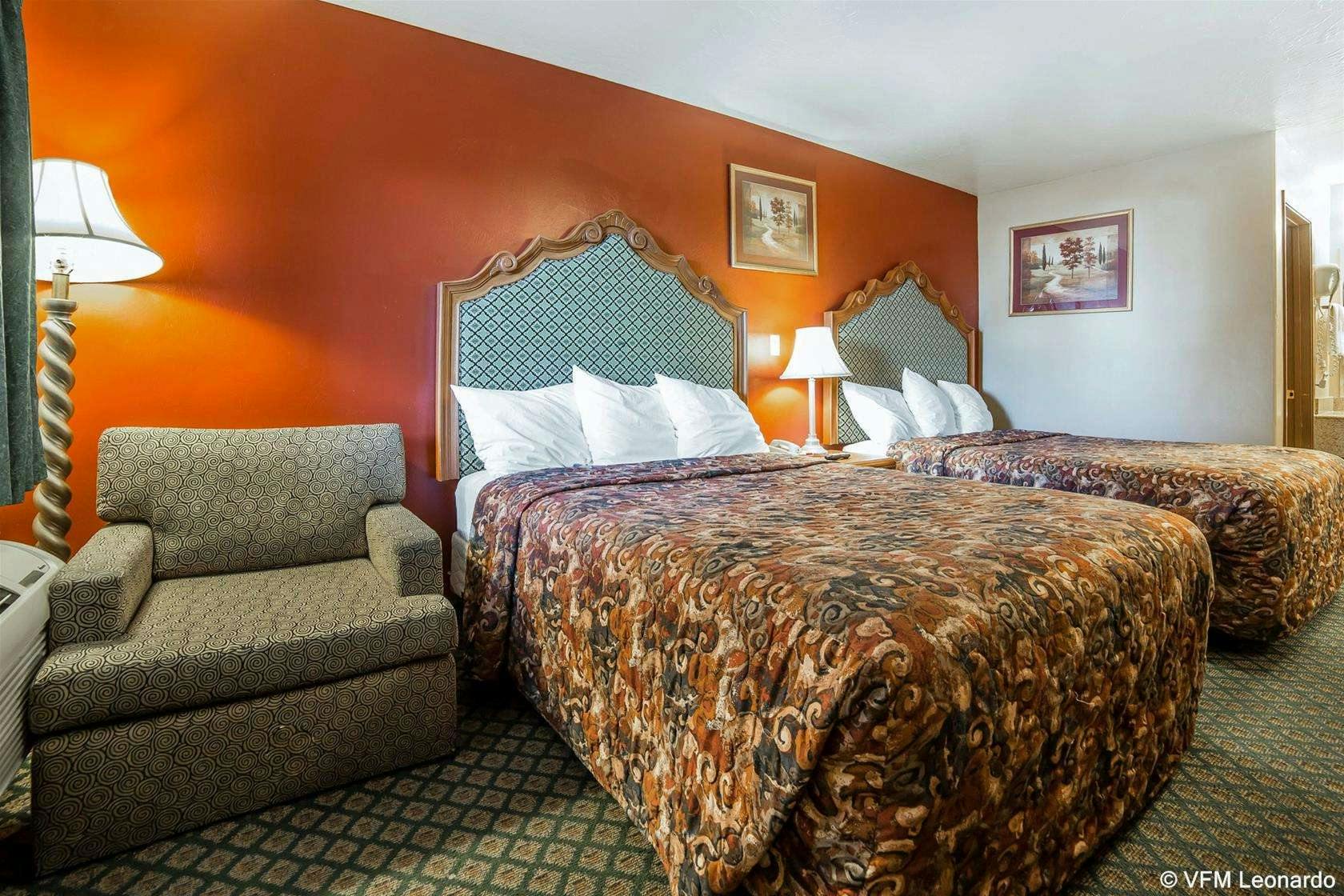 Hotel Rodeway Inn And Suites Riverton photo 2