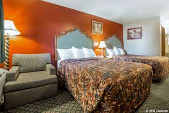 Hotel Rodeway Inn And Suites Riverton photo 2