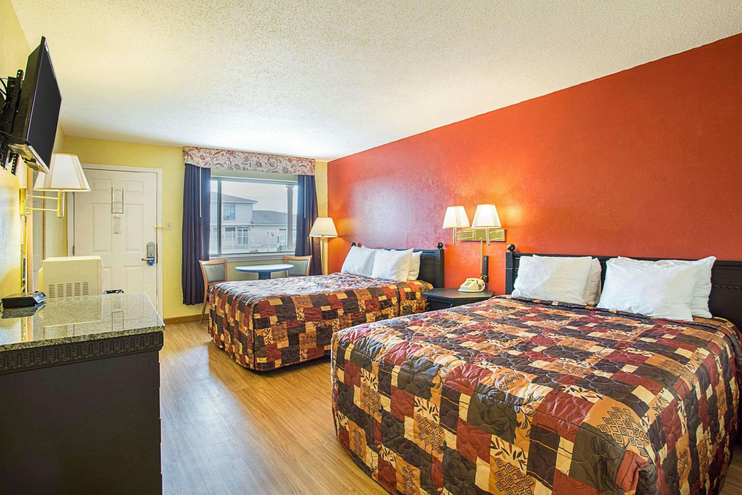 Hotel Rodeway Inn Roswell West photo 5