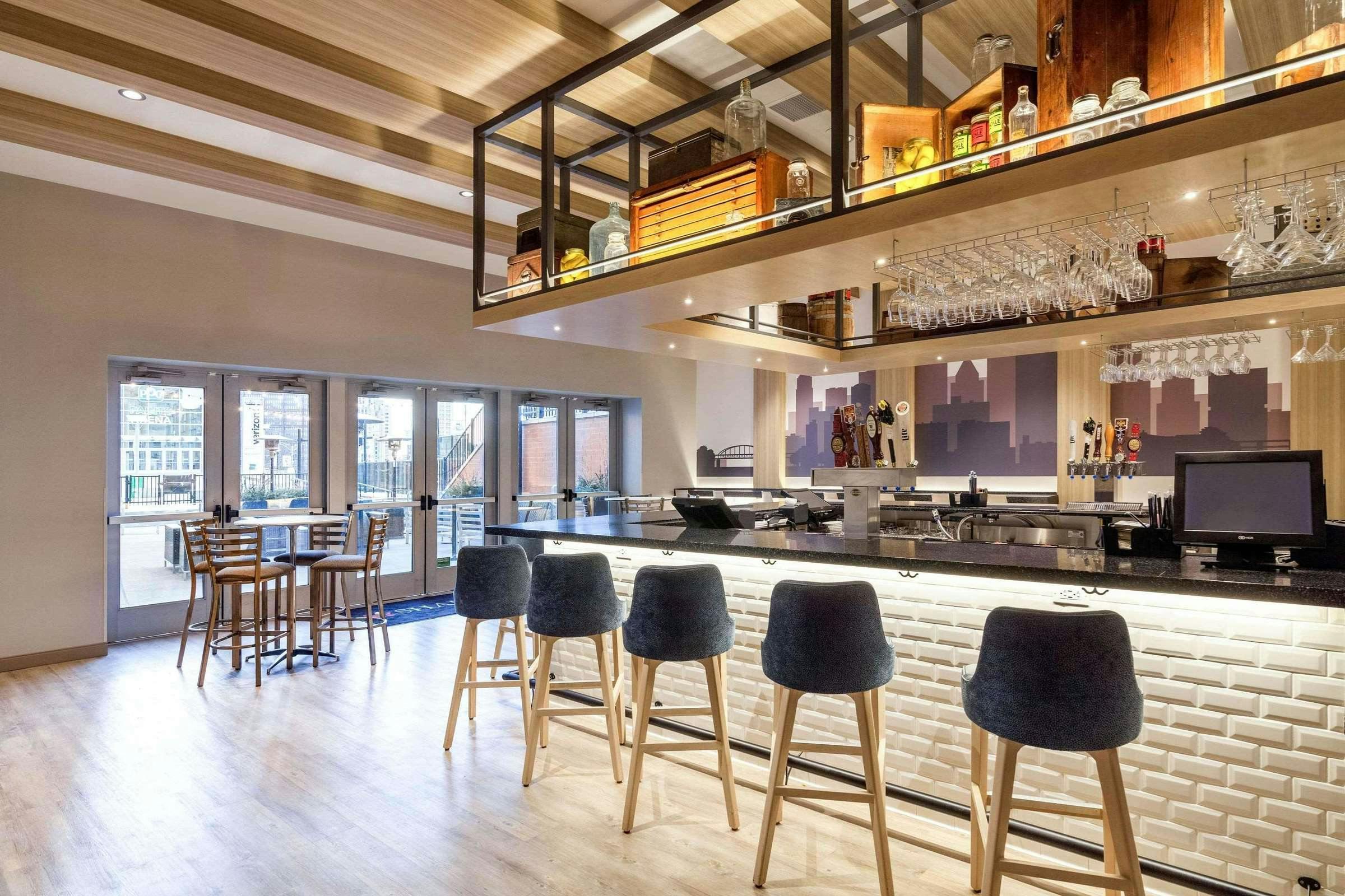 Hotel Cambria Hotel Pittsburgh - Downtown photo 5