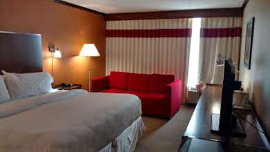 Hotel Four Points by Sheraton Kansas City Airport photo 1