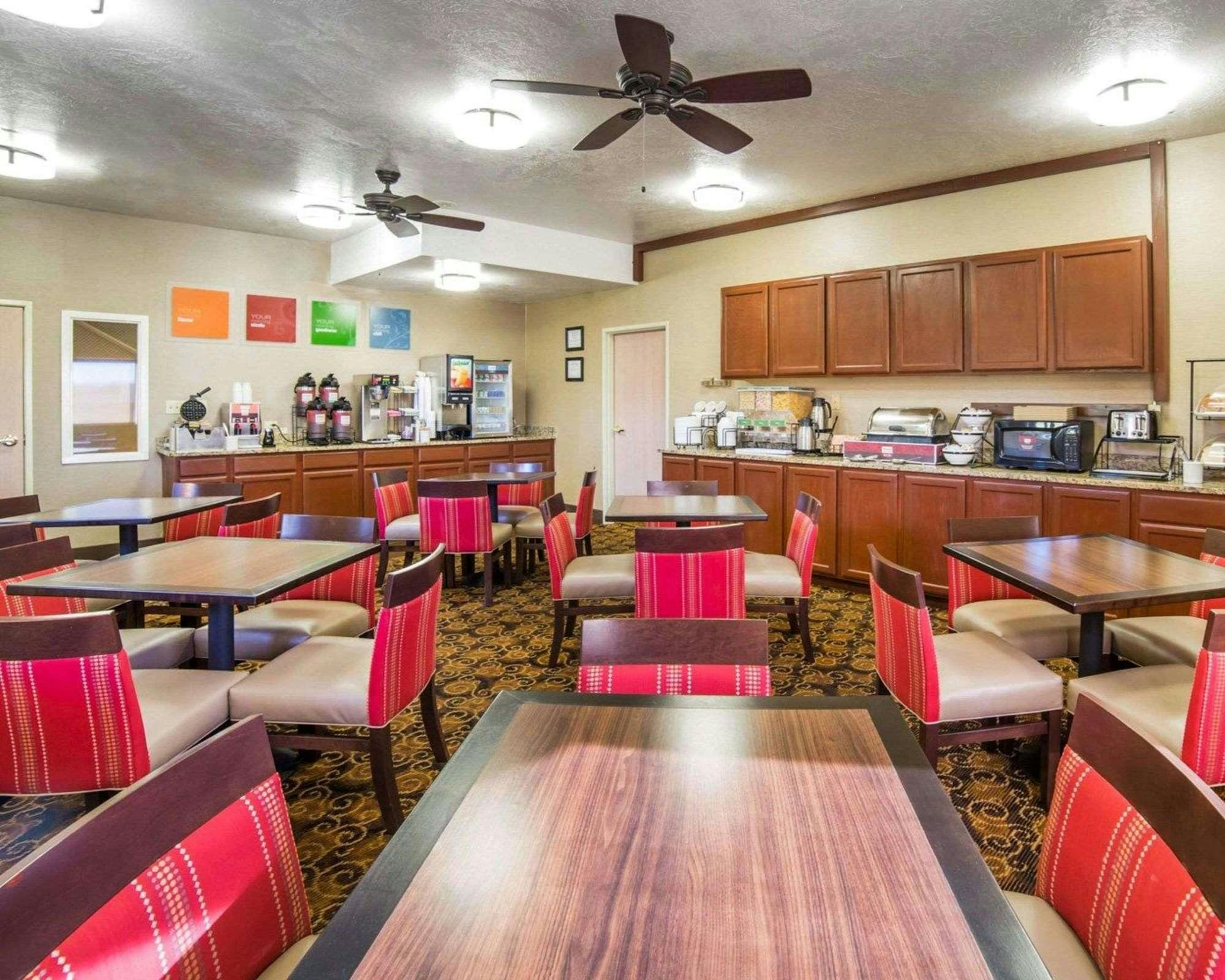 Hotel Comfort Inn Elko photo 2