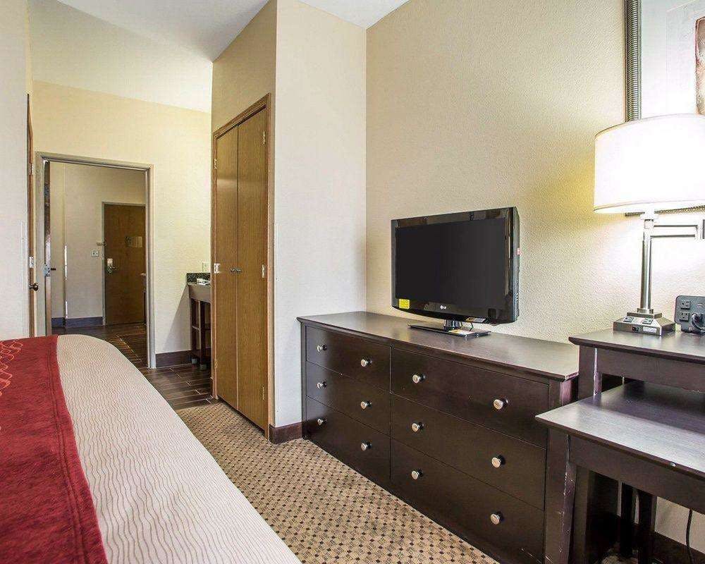 Hotel Comfort Inn & Suites Kenosha-Pleasant Prairie photo 3