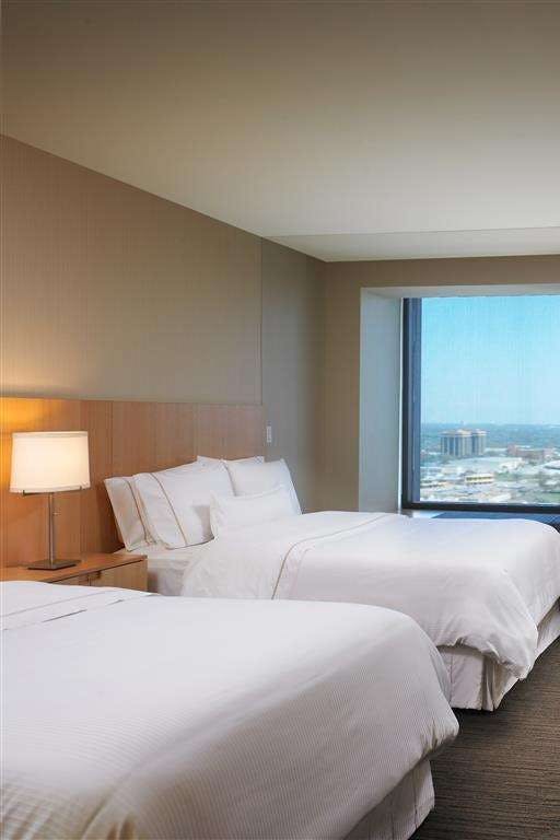 Hotel The Westin Galleria Dallas photo 2