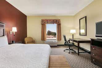 Hotel Hampton Inn & Suites Lawton photo 5