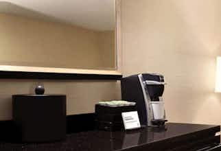 Hotel Embassy Suites by Hilton Piscataway Somerset photo 5