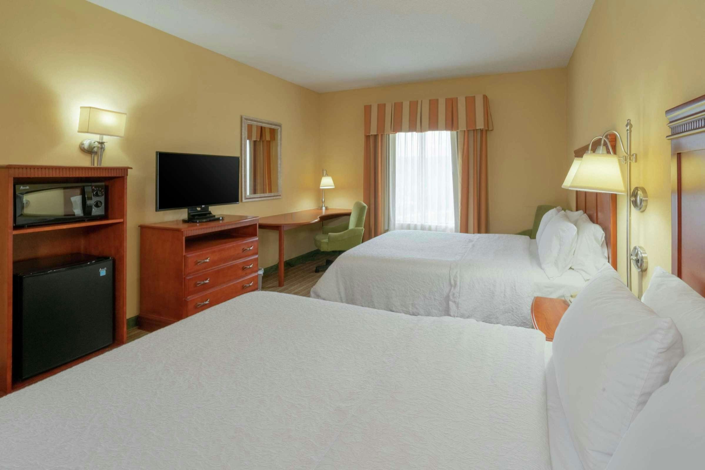 Hotel Hampton Inn Elkins photo 5