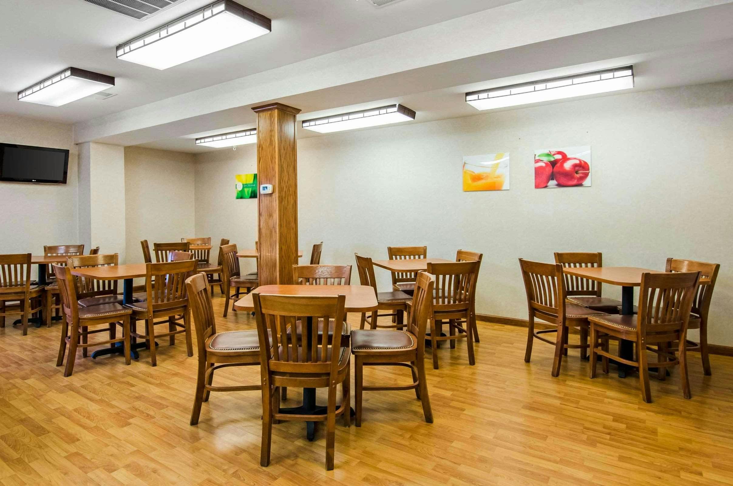 Hotel Quality Inn Summersville photo 3