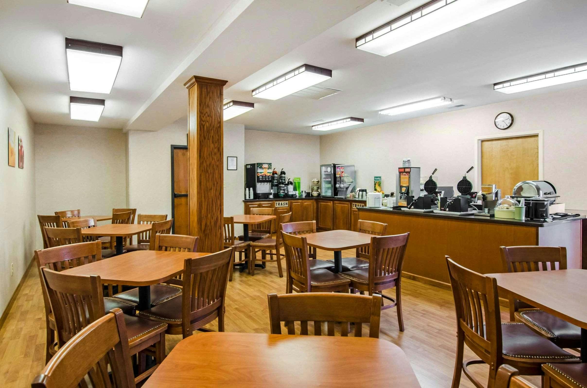 Hotel Quality Inn Summersville photo 4