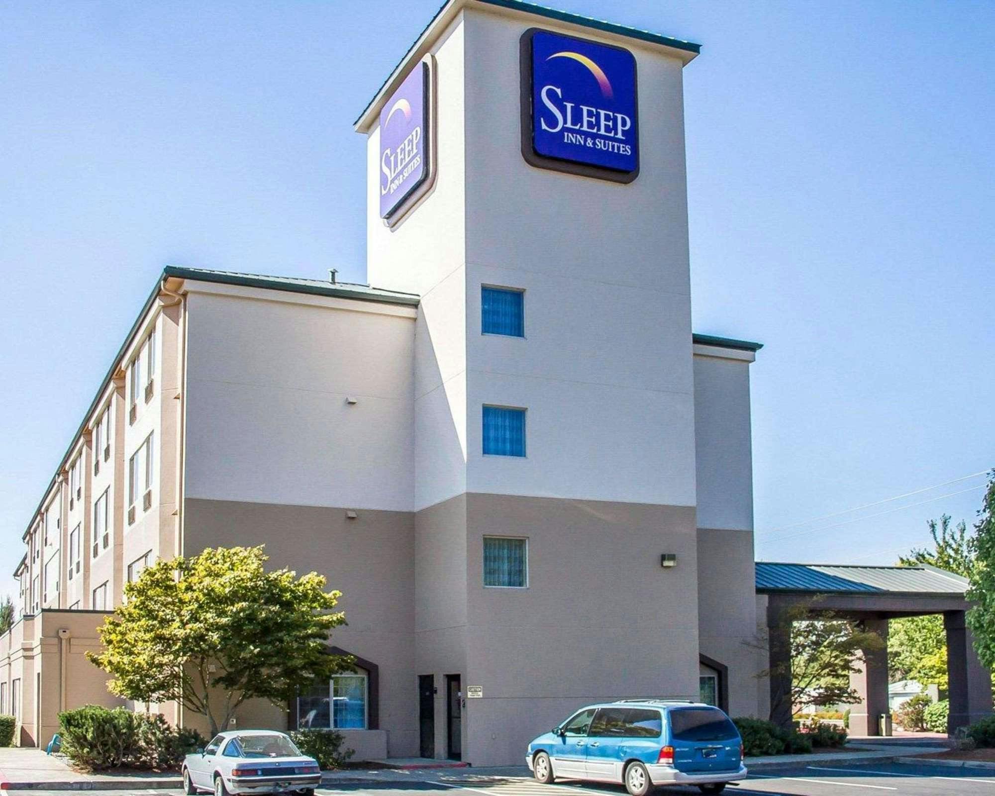 Hotel SureStay by Best Western Roseburg photo 2