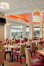 Hotel HILTON GARDEN INN ISLIP-MACARTHUR AIRPORT photo 5