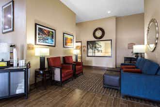 Hotel Comfort Inn & Suites Deming photo 4