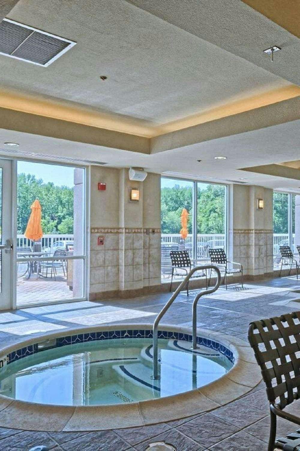 Hotel Hilton Garden Inn Mt. Laurel photo 4