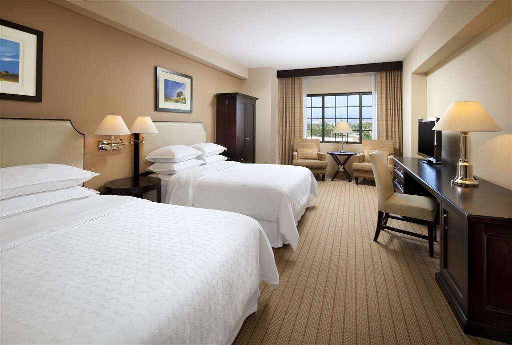 Hotel Sheraton Garden Grove Anaheim South photo 2