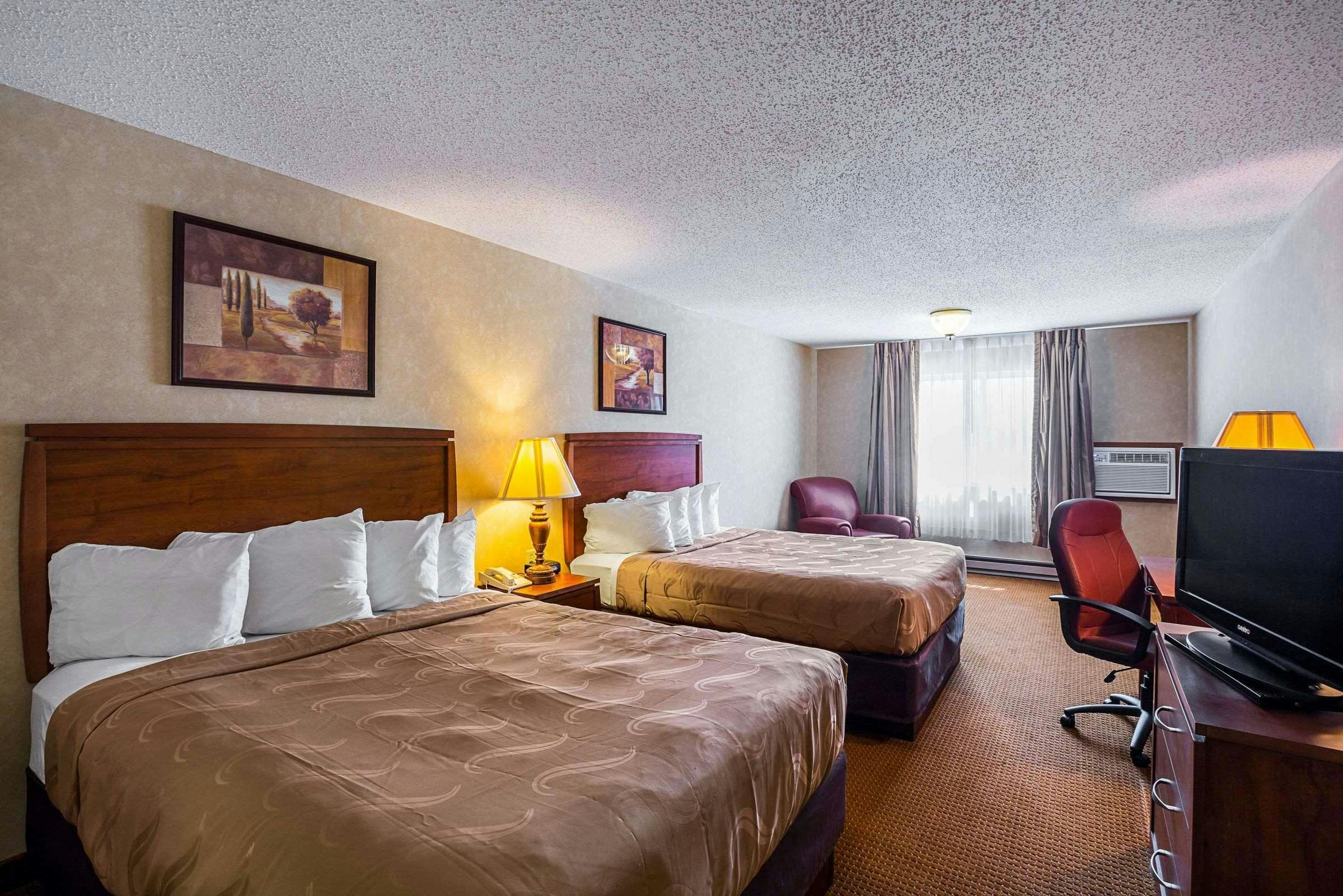 Hotel Quality Inn Mitchell I-90 photo 5