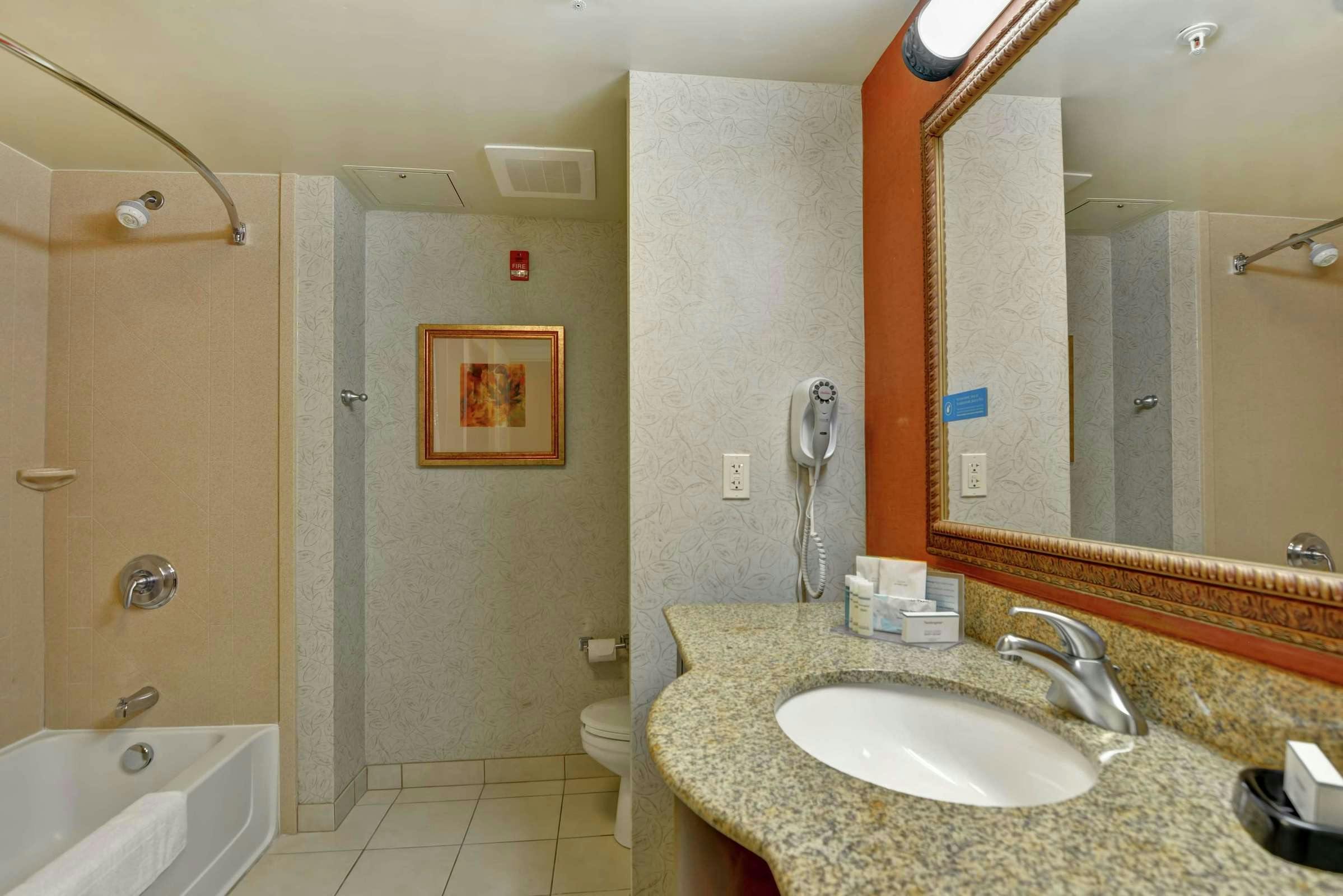 Hotel Hampton Inn & Suites Peoria At Grand Prairie Il photo 5