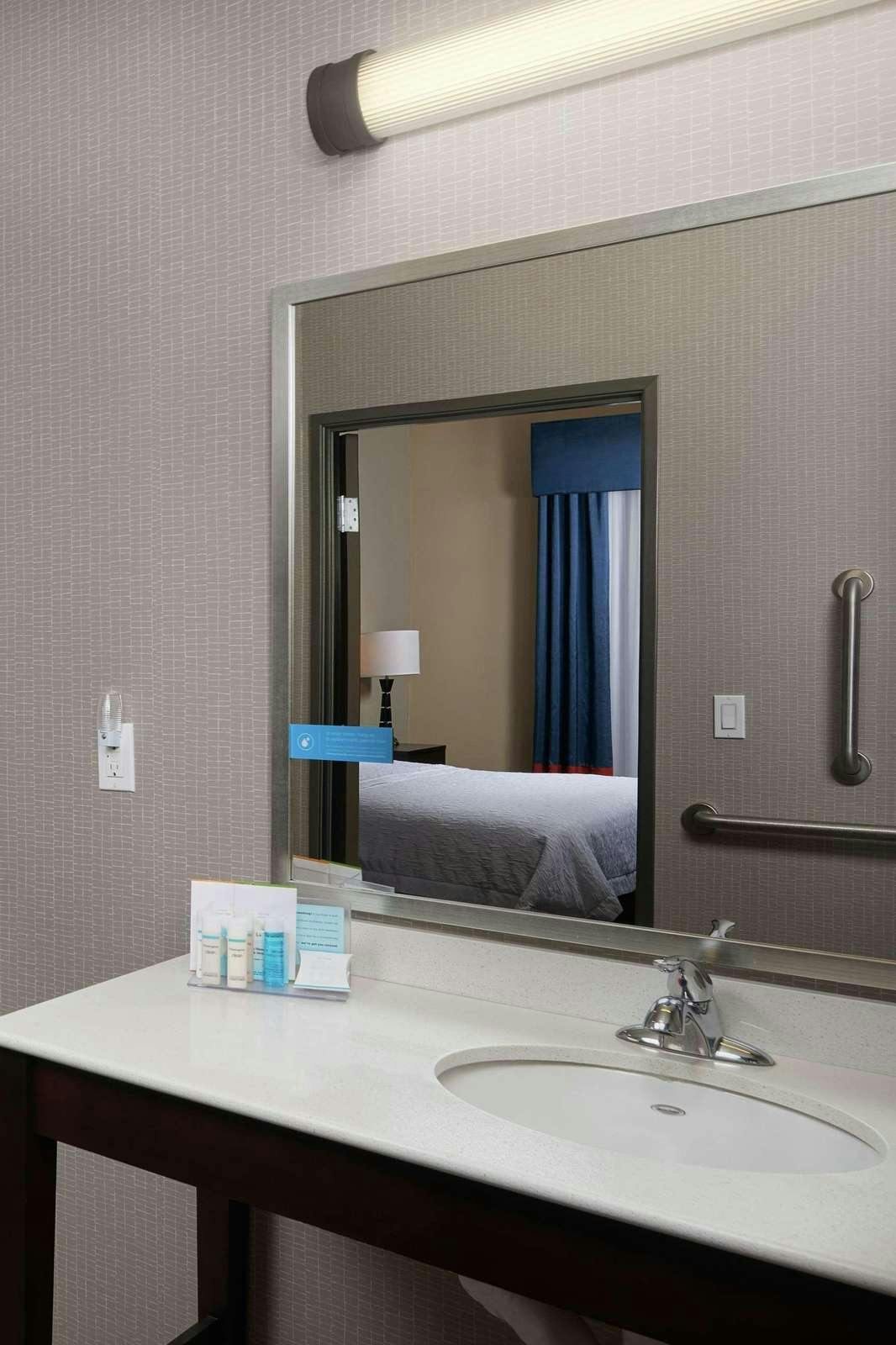 Hotel Hampton Inn & Suites Portland/Vancouver photo 3