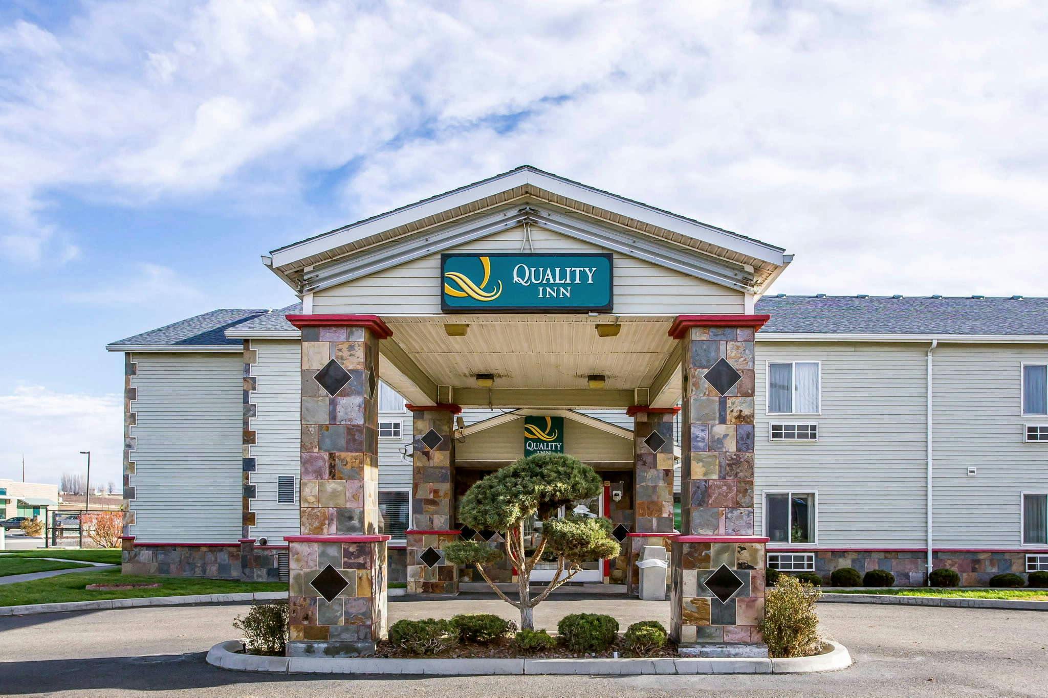 FairBridge Inn and Suites Sunnyside