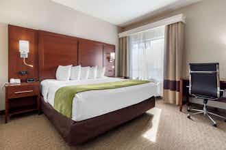 Hotel Comfort Suites Omaha East-Council Bluffs photo 3