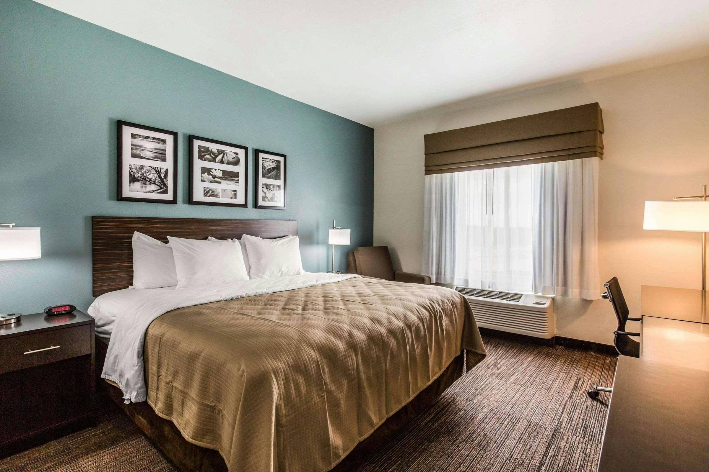 Hotel Sleep Inn & Suites Bryan - College Station photo 1