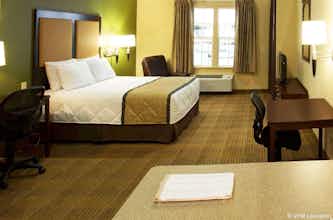Hotel Extended Stay America Suites Detroit Dearborn photo 1