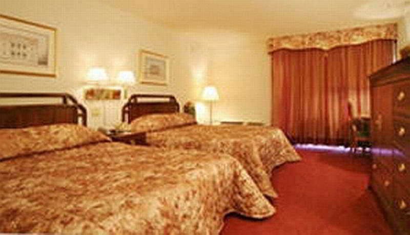 Hotel Fireside Inn & Suites Gilford photo 1