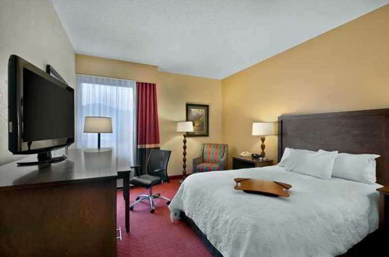 Hotel Clarion Pointe Cherokee photo 2