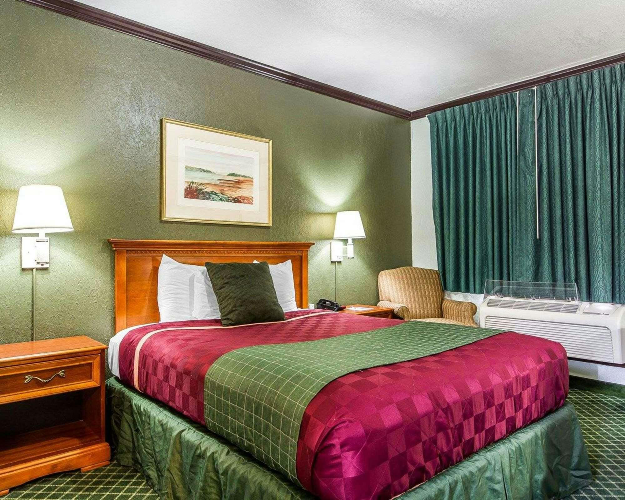 Hotel Sycamore Inn Chico University Area photo 1