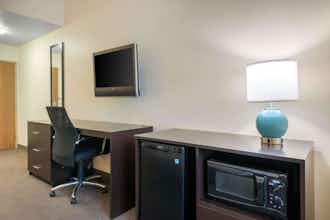 Hotel Sleep Inn & Suites Port Charlotte-Punta Gorda photo 2
