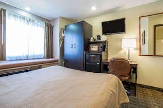Hotel Quality Inn & Suites Elko photo 1