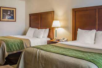 Hotel Comfort Inn & Suites Lancaster Antelope Valley photo 3